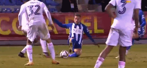 埃贝尔：对阵巴黎是场特别的比赛，这场较量有很强的荣誉意义（埃贝尔：与巴黎之战意义非凡，这是一场关乎荣誉的较量）