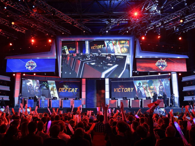 MongolZ 在 IEM Dallas 2025 四分之一决赛中击败了 aurora