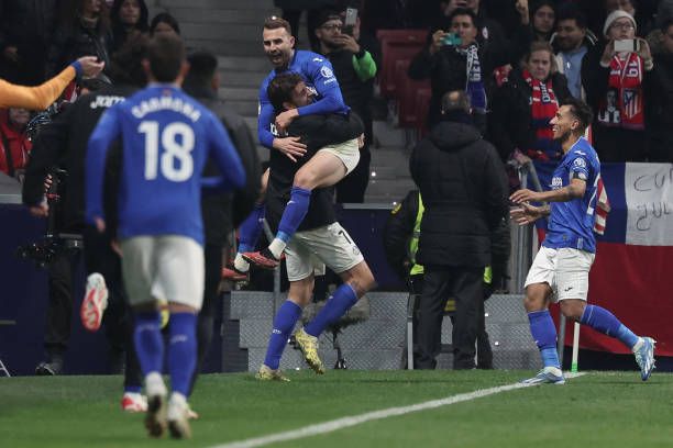 有些瞬间载入史册（那些瞬间终将写进历史）